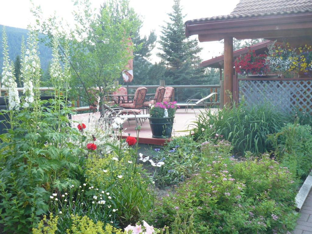 Hitching Post Resort Kelowna Pokój zdjęcie