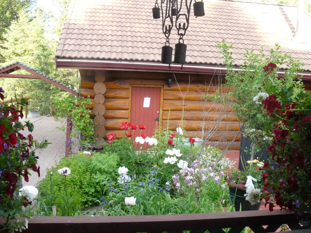 Hitching Post Resort Kelowna Pokój zdjęcie