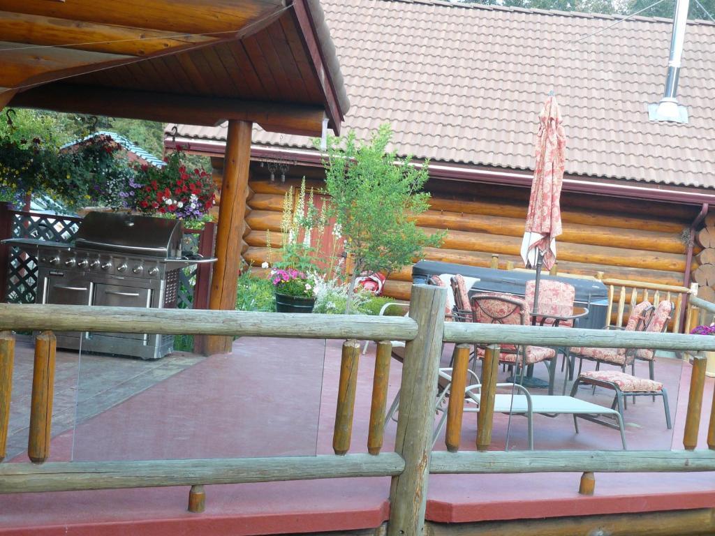 Hitching Post Resort Kelowna Pokój zdjęcie