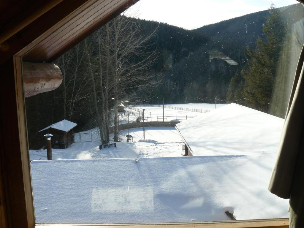 Hitching Post Resort Kelowna Pokój zdjęcie